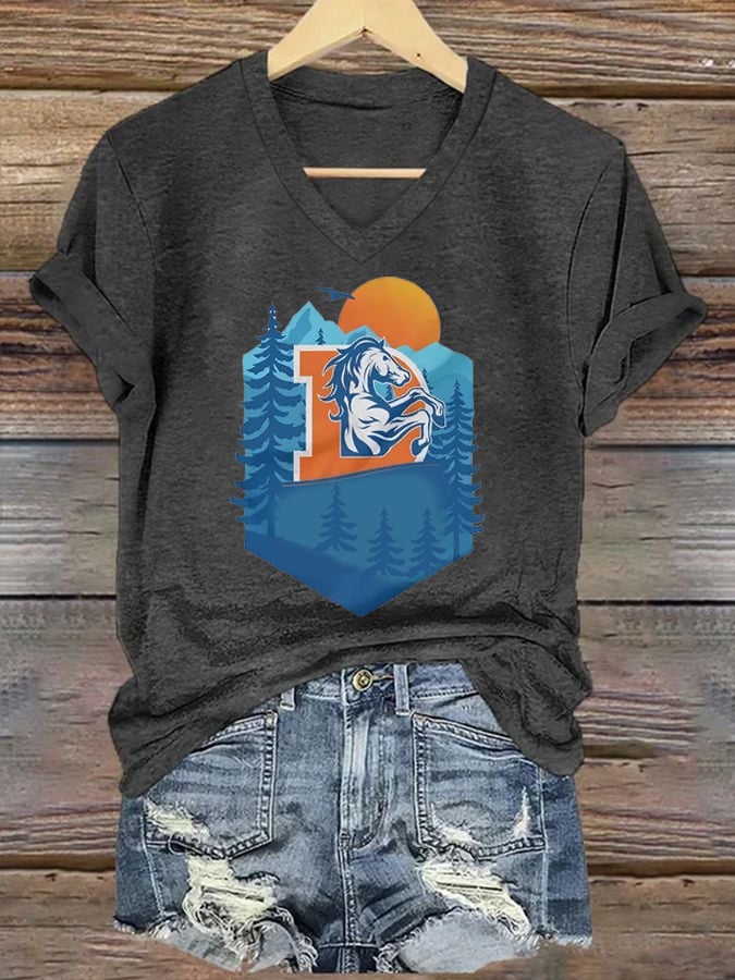 Women's Rugby Print V-Neck T-Shirt